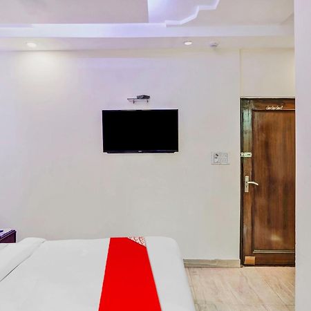 Hotel O Delhi Empire New Delhi Buitenkant foto