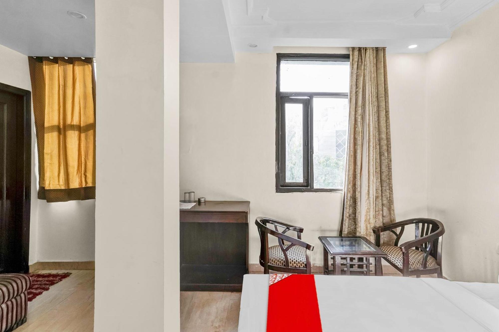 Hotel O Delhi Empire New Delhi Buitenkant foto